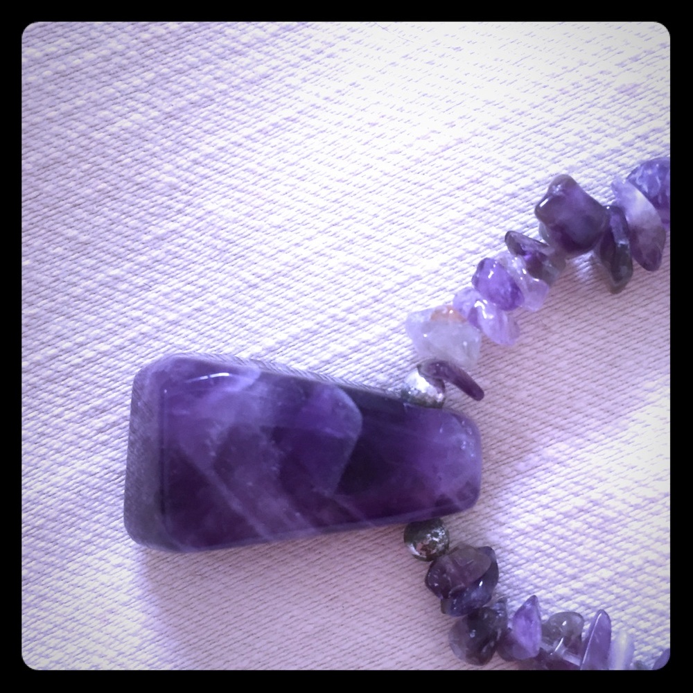 Dog’s Tooth Amethyst Necklace, vintage, 17" long